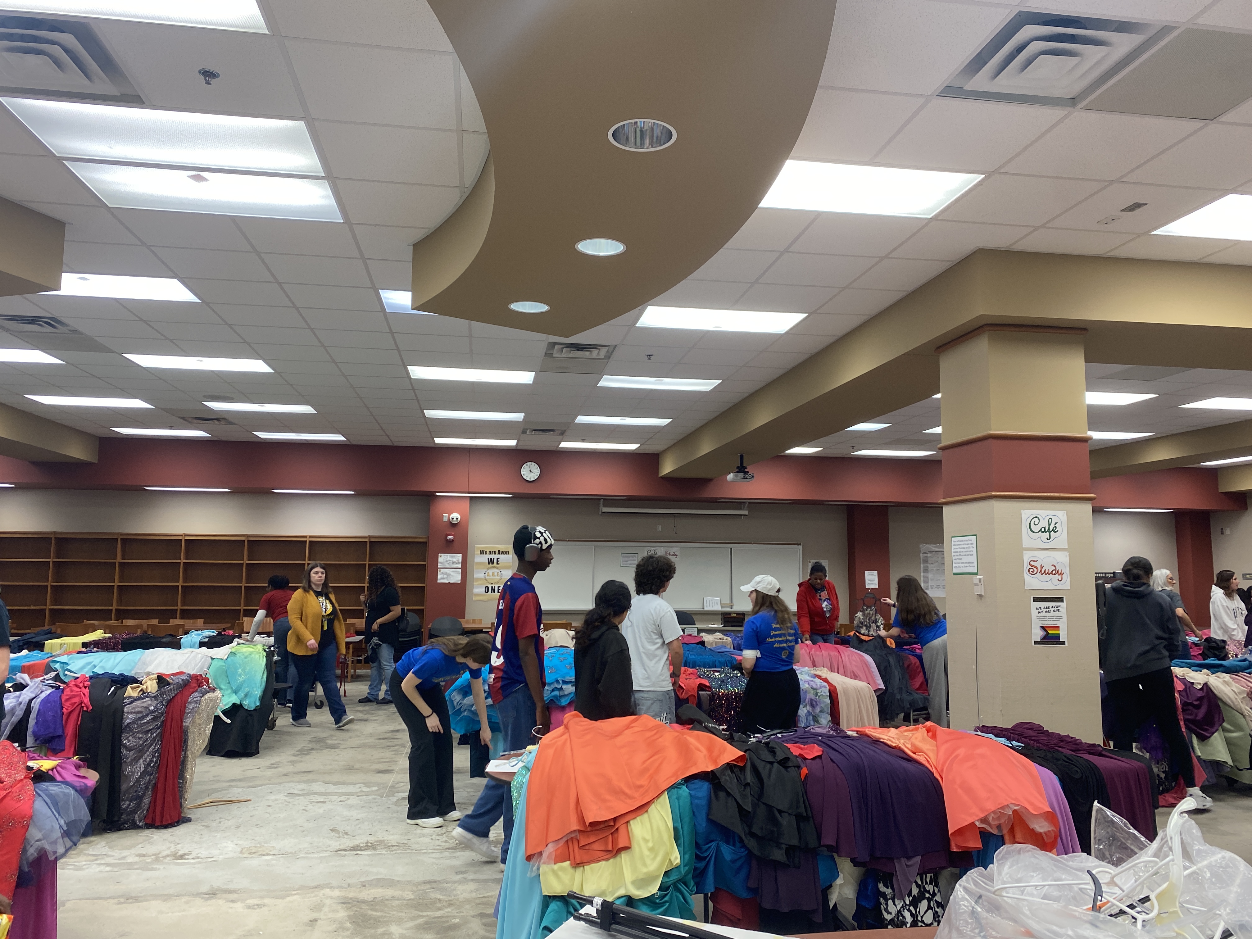 Avon Interact Hosts Rotary Prom Dress&nbsp;Sale