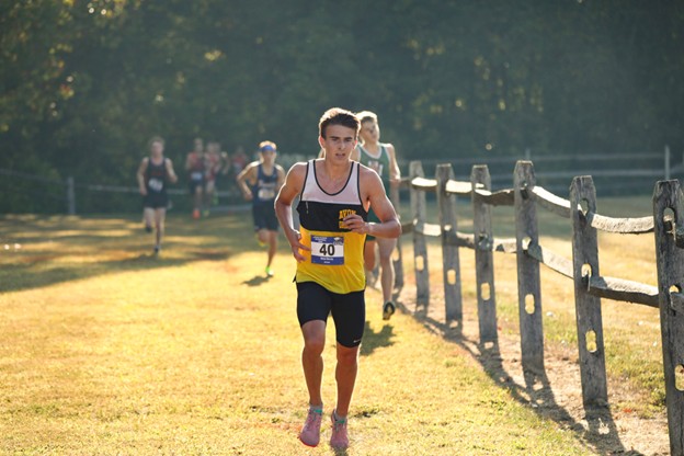 Record-Breaking Race: Quinn Murray Smashes Cross Country School&nbsp;Record